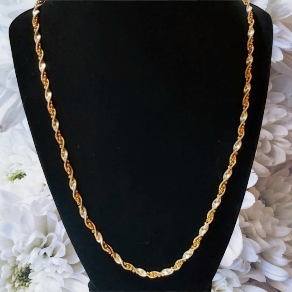 Vintage KC Sterling Silver Twisty Necklace